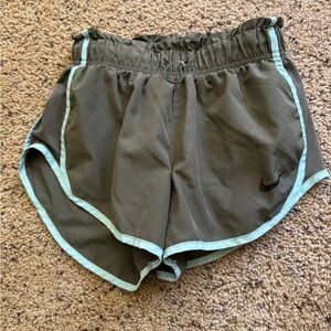 Nike dri fit size xs